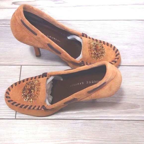 (12-3512)โ ๐ฅ3/$20๐ฅ Chinese Laundry Stone Suede Cammie Pump Sz 8.5 - Picture 10 of 10